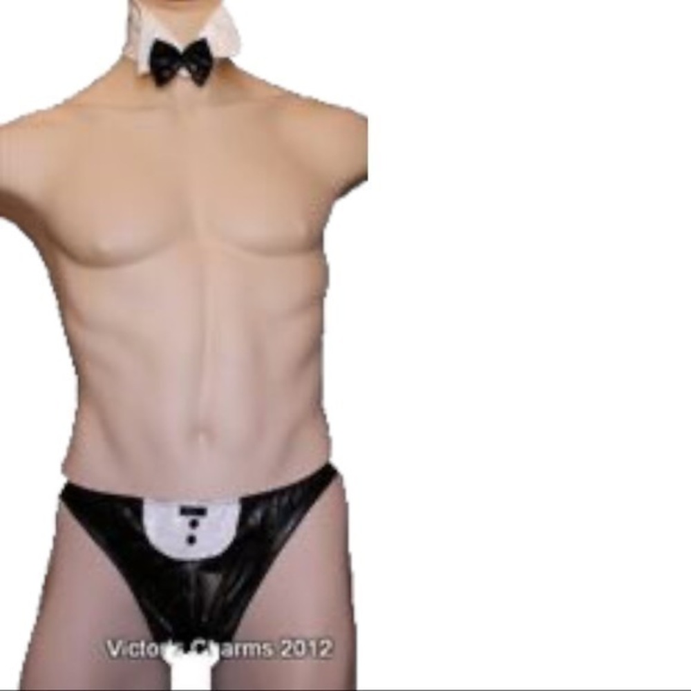 New. Victor’s Charms bow tie, thongs and cufflinks